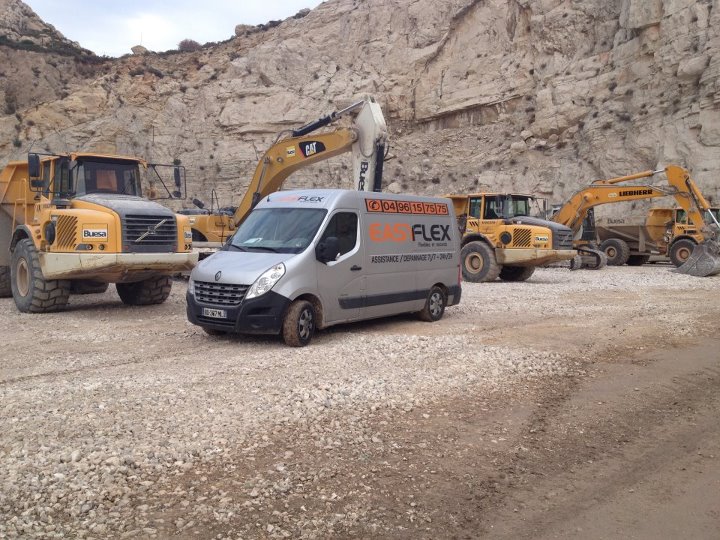 réparer une fuite hydraulique sur un tracto pelle