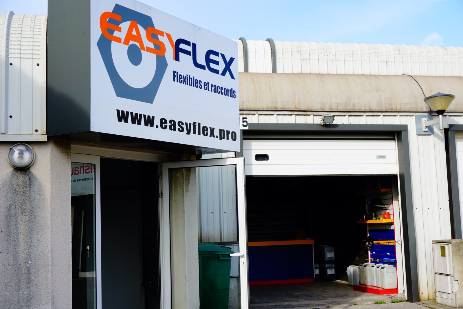 atelier et magasin de flexibles et raccords à Montpellier